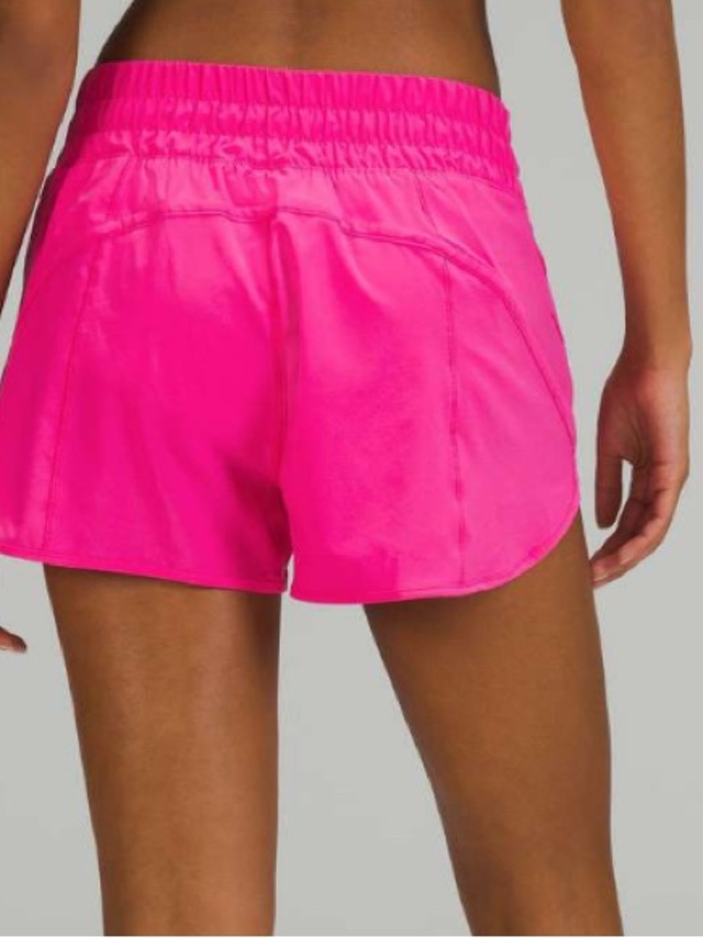 NWT Lululemon Track That High-Rise Lined Short 3" Sonic Pink size 4 - Picture 2 of 3